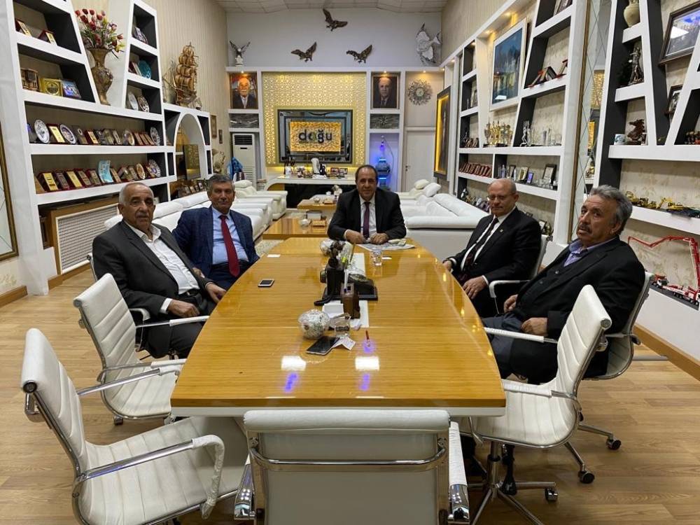 KAF Başkanı Aslan Van TSO’un iki başkan adayı ile görüştü
