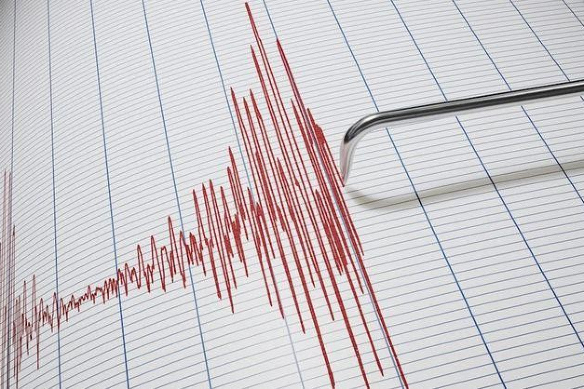 İran'daki depremde yaralı sayısı 194'e yükseldi